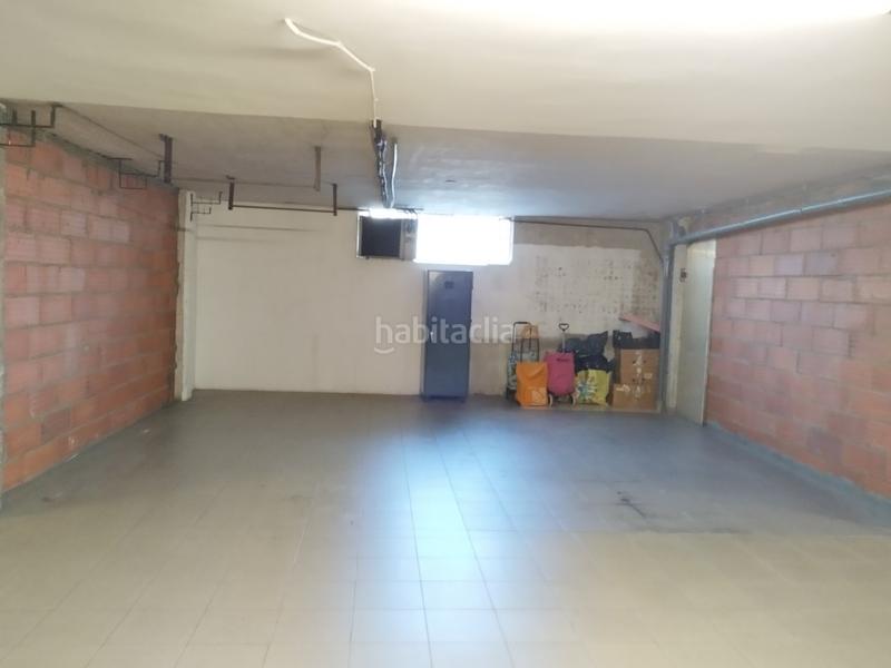 Foto 25a77082-b7ae-442e-a48d-06e20c00c42c. Parking coche en Eixample-Horta Capallera Figueres