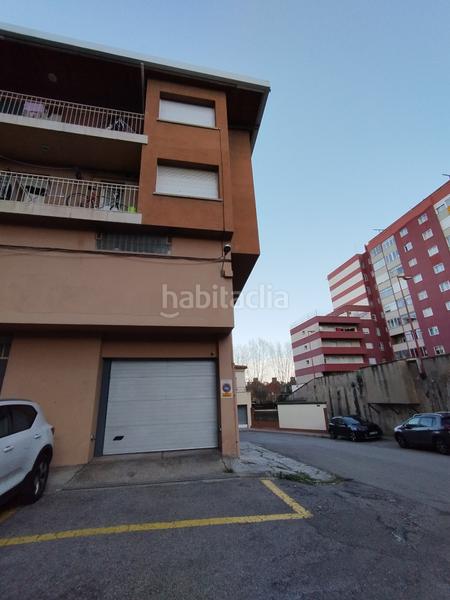 Foto fc6df23f-62e5-45e7-8d5e-6ad8ffe270d4. Parking coche en Eixample-Horta Capallera Figueres