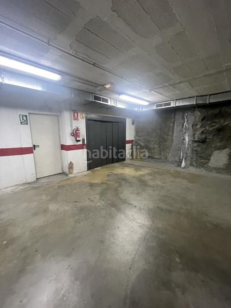 Foto 2a92c849-c1db-4bdb-9a21-d7d02715ee68. Parking coche en Eixample Nord Girona