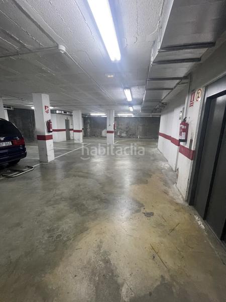 Foto 386c5a3a-5d7c-4a00-ab80-c07b2150c97c. Parking coche en Eixample Nord Girona