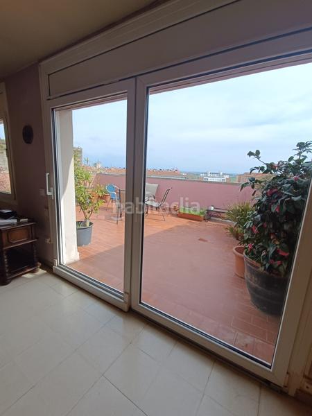 Foto 6028c0ab-9c24-42af-abce-30e98c0ab01c. Penthouse with heating in Creu de la Mà Figueres