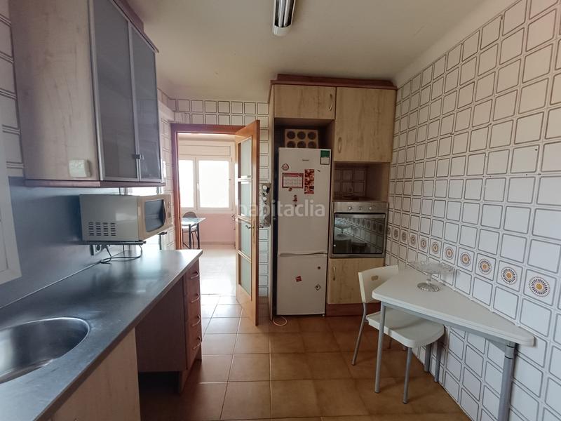 Foto ac9a0606-24c3-44c5-b9d4-dd1cbb3eb497. Penthouse with heating in Creu de la Mà Figueres