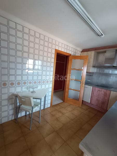 Foto bc423cd0-aaf5-43dc-b6b1-f264c46b062a. Penthouse with heating in Creu de la Mà Figueres