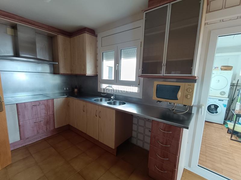 Foto e8766cdd-f582-4d53-85ea-ab38ef4cbe4e. Penthouse with heating in Creu de la Mà Figueres