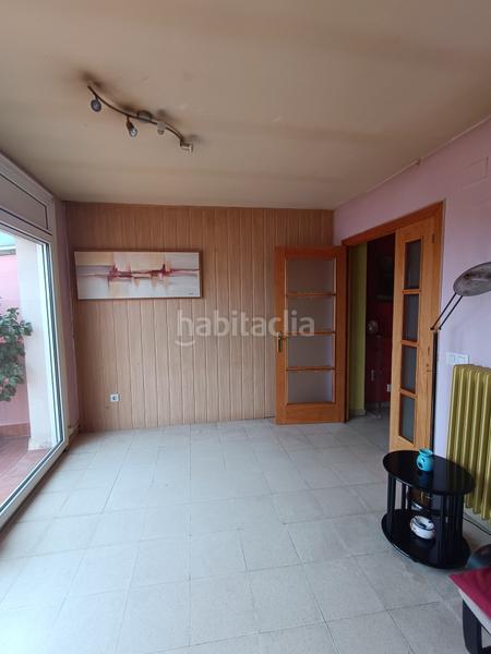 Foto fb403b9f-6a15-4d89-8acf-5826fbc3b187. Penthouse with heating in Creu de la Mà Figueres