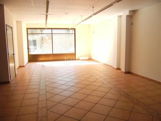 Foto dc8db71e-c8c3-425f-b652-df81c1bd2eee. Local comercial a Olot
