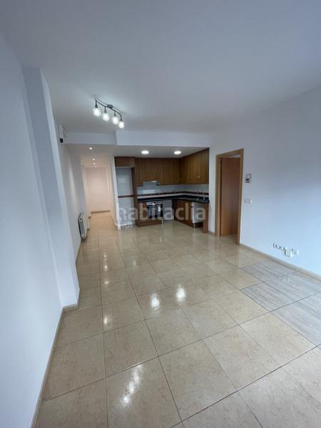 Foto 1fe6525d-a913-4378-8c41-e2ef3f993476. Lloguer pis amb calefacció a Sant Narcis Girona