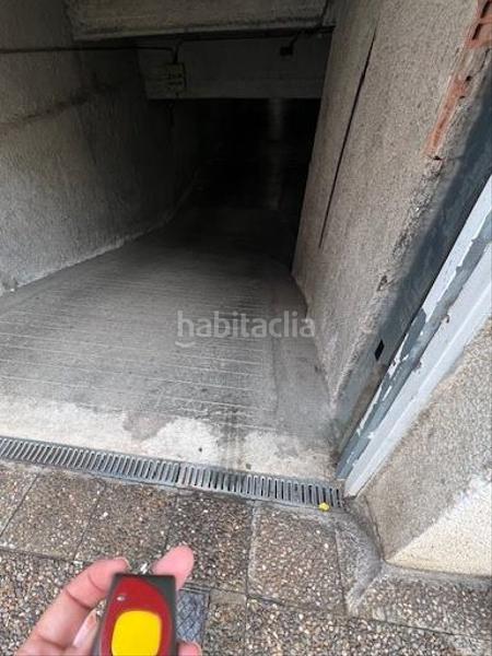 Foto 24e75547-6608-4719-b727-06d099c2c26a. Alquiler parking coche en Eixample Sud-Migdia Girona