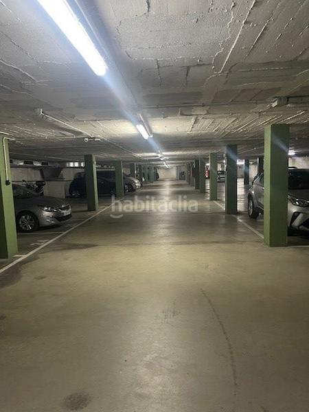 Foto 198b4cd2-f0c0-4f4a-9c5d-8fab18151c50. Alquiler parking coche en Eixample Nord Girona