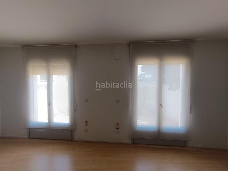 Foto a3191041-bc2a-4129-be43-bdbaaad29de4. Alquiler local comercial en Centre Figueres