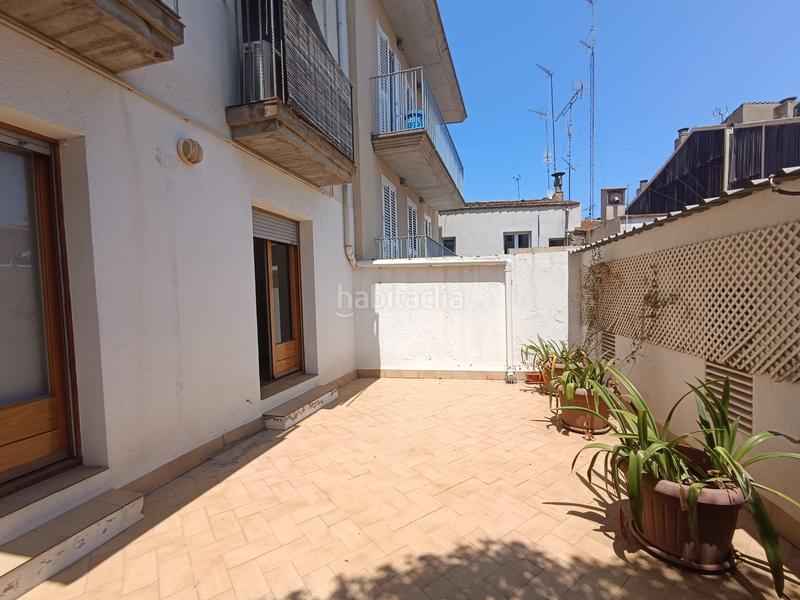 Foto b7536c2a-cf1d-4a24-abdf-2241e503b200. Alquiler local comercial en Centre Figueres