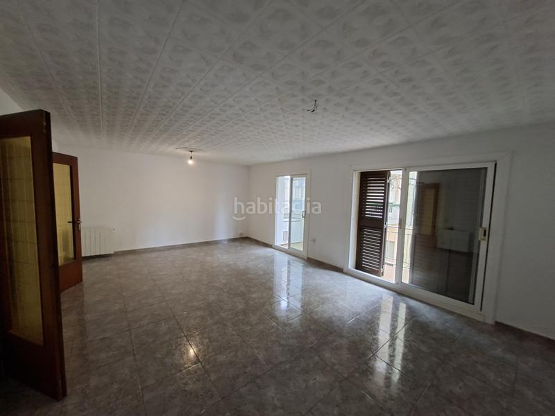 Foto 2915bc64-ba43-4ef4-9060-f723b114cbb4. Piso en Eixample-Horta Capallera Figueres