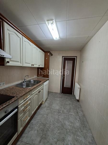 Foto 3cb99d03-9367-479c-959a-cd72bab0f219. Piso en Eixample-Horta Capallera Figueres