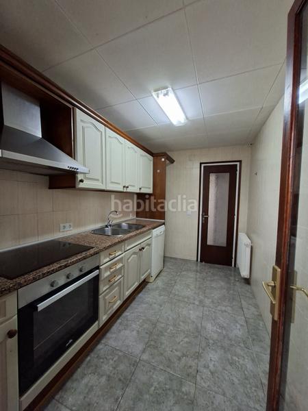 Foto f928069d-f106-4185-ac50-a20aa9444c35. Piso en Eixample-Horta Capallera Figueres