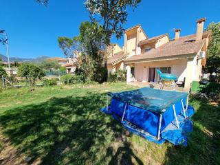 Semi detached house  Besalu