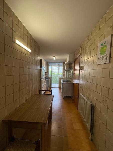 Foto 4f10daab-fd6b-47fc-b694-25a93fd84677. Affitto appartamento con riscaldamento in Eixample Sud-Migdia Girona