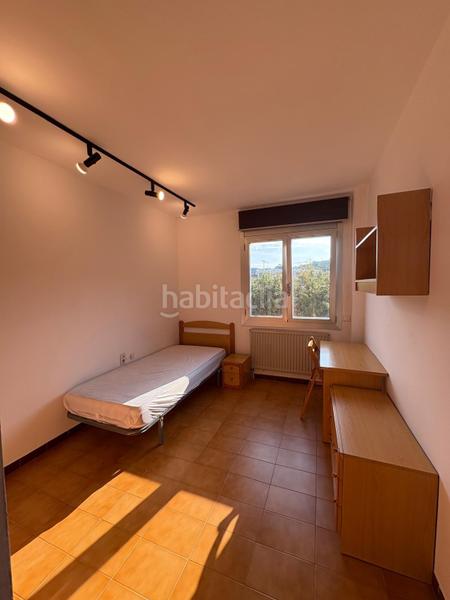 Foto 3d6b08e2-eed2-4bc3-a8cc-5b6f923de785. Alquiler piso en Eixample Sud-Migdia Girona