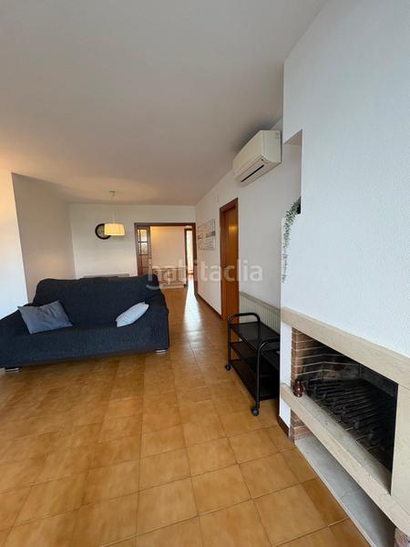 Foto ee1140a2-6aee-453c-858a-5f6c27678192. Alquiler piso en Eixample Sud-Migdia Girona