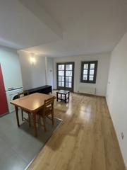 Miete Etagenwohnung  Croada