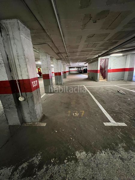 Foto 3da27357-3350-48f3-8310-8aa2236c7bb0. Aparcament cotxe a Eixample Sud-Migdia Girona