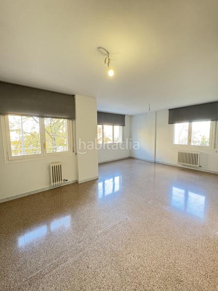 Foto d6e02595-d46f-45af-bdda-6de05ab6907d. Affitto appartamento con riscaldamento parcheggio in Girona