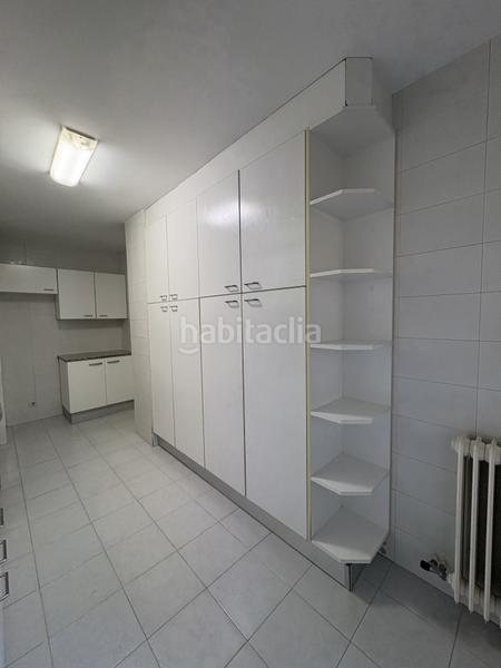 Foto 3e9eb8f3-b2a6-46d9-8f8c-b54ead4fdfef. Alquiler piso en Montilivi Girona