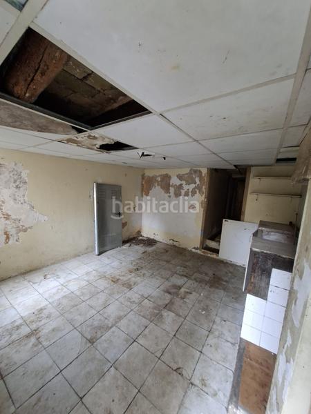 Foto 8b0ad1db-9e46-4074-8148-cfcb293f5720. Casa a schiera con parcheggio in Creu de la Mà Figueres