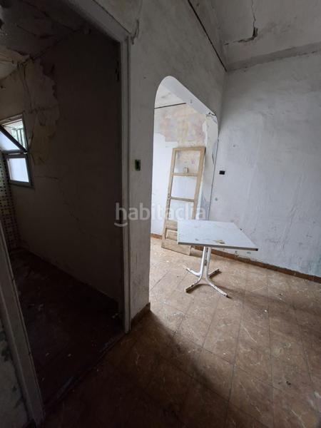 Foto 3bb633bb-b1d5-453c-9f30-1968cb061b3f. Casa adossada amb aparcament a Creu de la Mà Figueres