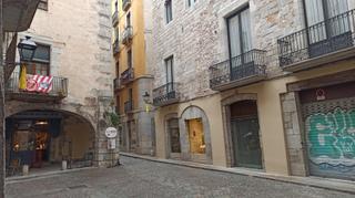 Lloguer Local Comercial  Cort reial