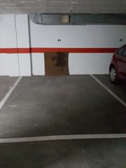 Location Parking voiture  Lluis pericot