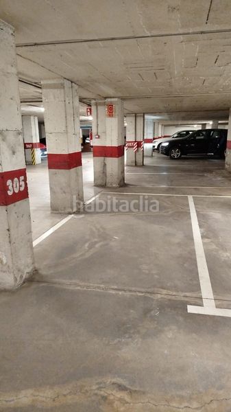 Foto 44d9a786-b097-41ab-99c9-8f3a06aa168f. Aparcament cotxe a Eixample Sud-Migdia Girona
