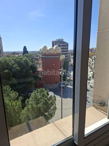 Foto 6af3f18e-b000-4241-ad25-56ec2f0933f3. Pis amb calefacció aparcament a Eixample-Horta Capallera Figueres
