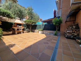 Towny house  Olot