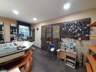 Lloguer Local Comercial  Sant jordi