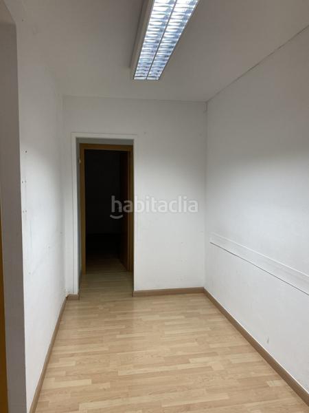Foto 2cea8df0-cfb9-4c9b-939a-436bbf18651a. Alquiler local comercial en Eixample Nord Girona