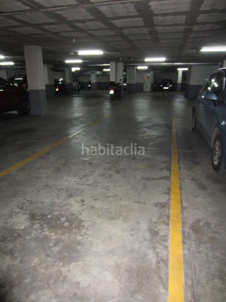 Foto dd928686-d373-4818-a628-0cd8434a6ba2. Aparcament cotxe a Eixample Sud-Migdia Girona