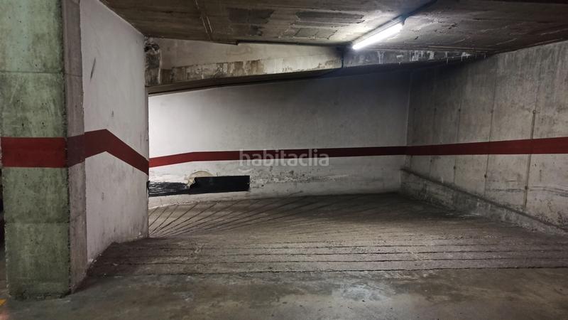 Foto e4d01241-0cbc-4b35-bed8-2e0e1f85464a. Posto auto in La Devesa Girona