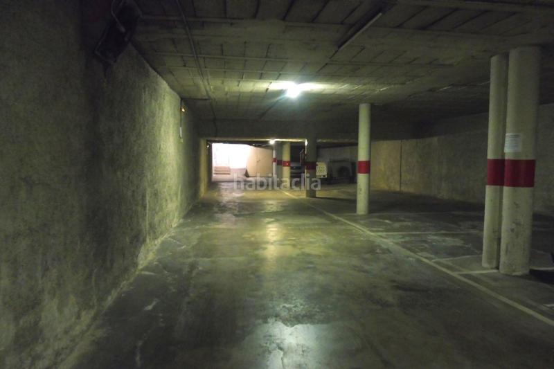Foto c8f52c14-7b34-4be6-ab7e-6fe8511fc1a9. Parking coche en Eixample Sud-Migdia Girona