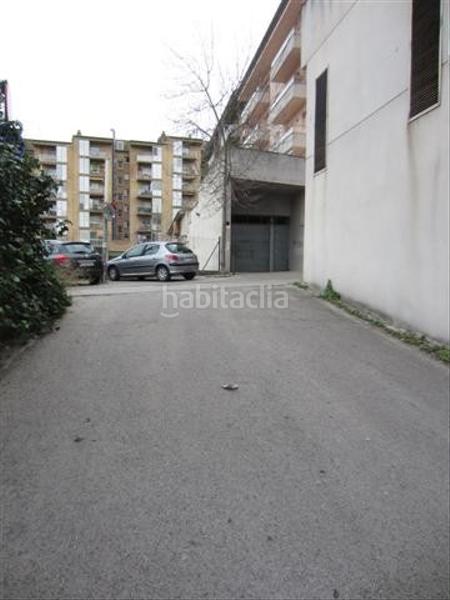Foto 386d2fbe-0a5e-42e2-947b-abfb377ce8f2. Alquiler parking coche en Eixample Sud-Migdia Girona