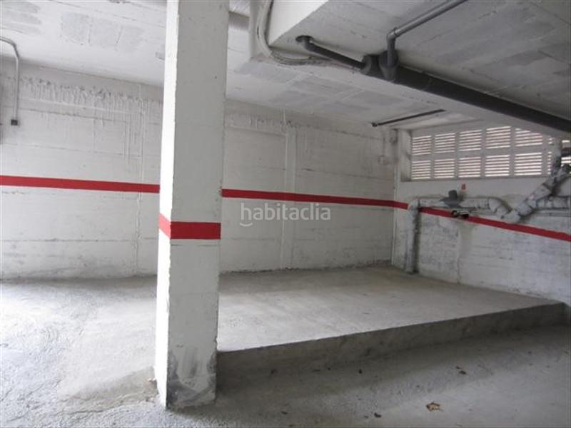 Foto e11e8187-347d-4c65-80c1-88e492c60285. Alquiler parking coche en Eixample Sud-Migdia Girona