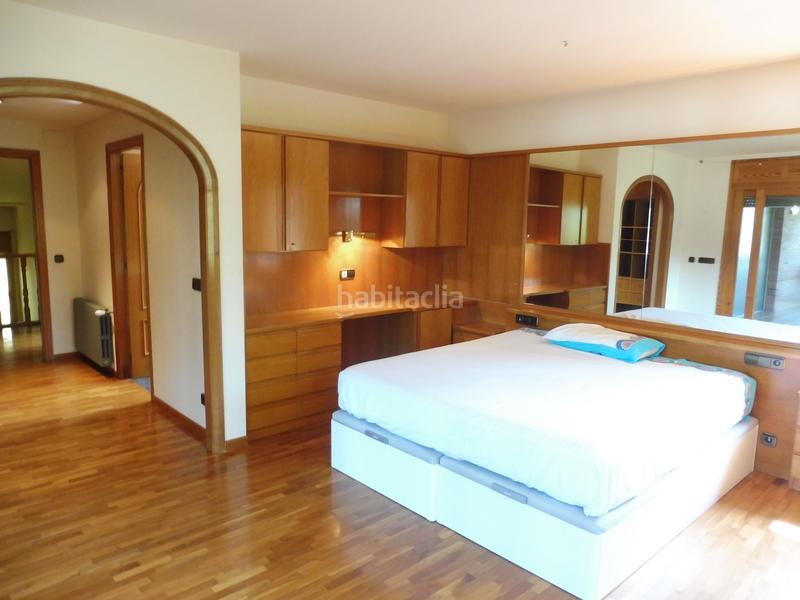 Foto e75447b2-8549-4975-9ba7-ff9dfe159ee9. Casa amb calefacció aparcament a Palau Girona