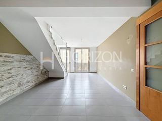 Penthouse  Major. tico duplex listo para vivir con terraza en la beguda alta