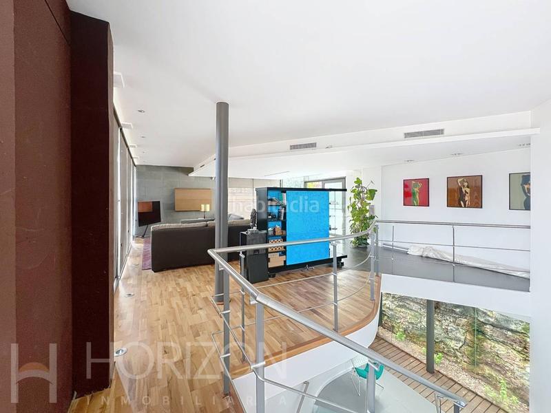 Foto b1c61d1d-059a-4858-8b40-722fa81f8f52. Casa espectacular casa con jardín en Cervelló