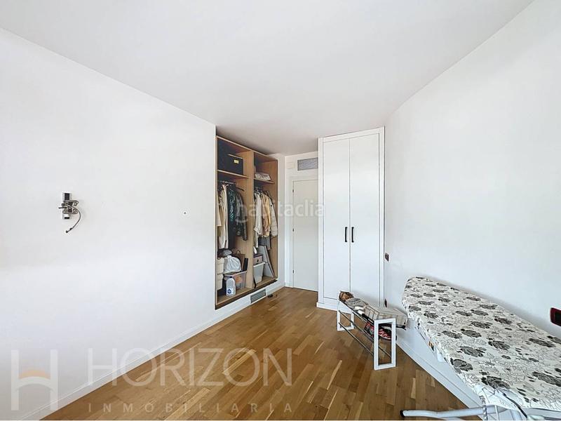 Foto cd2fa755-9d2b-490f-a787-31065f240ad1. Casa espectacular casa con jardín en Cervelló