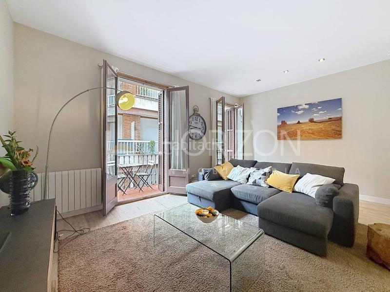 Foto 98f26c31-8631-4bc2-a2e6-459fdb72435f. Piso elegante y amplio piso en venta en el eixample, Sant Antoni en Barcelona