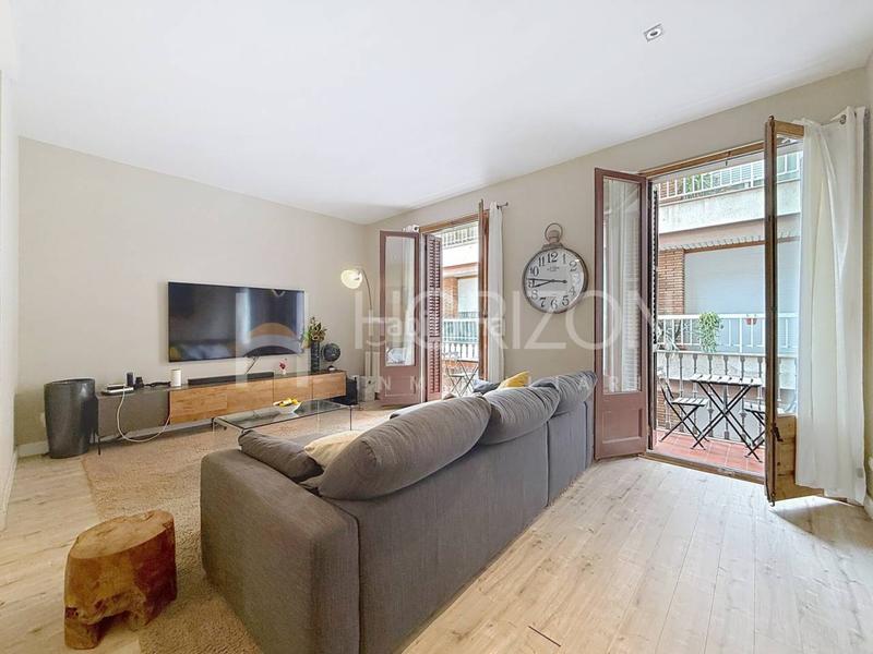 Foto b413ed83-11e4-4f94-85ed-d70074529abd. Piso elegante y amplio piso en venta en el eixample, Sant Antoni en Barcelona