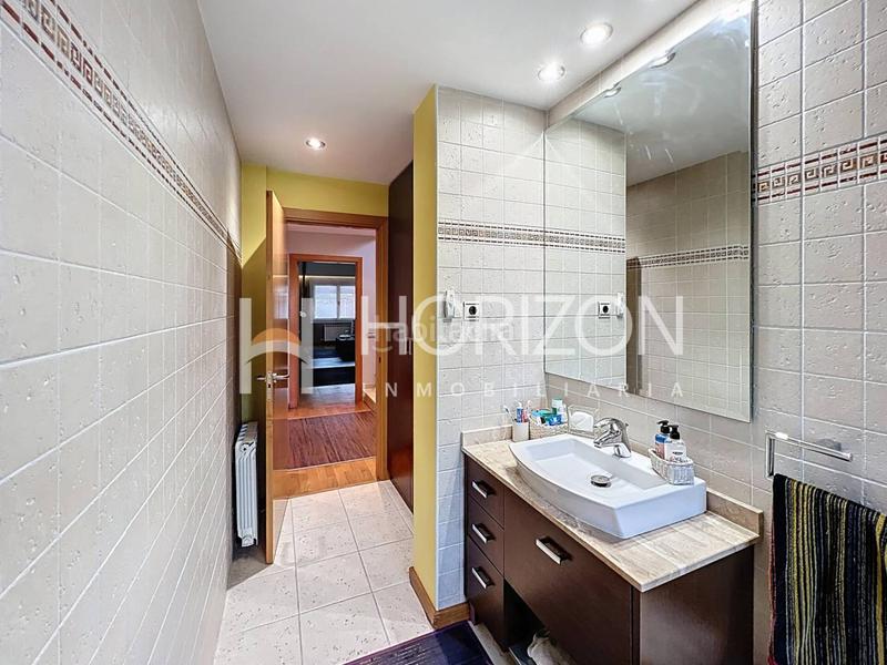 Foto 5e4d8c14-e050-431a-81cd-8769dc96389d. Casa espectacular casa con piscina y jardín ! en Corbera de Llobregat