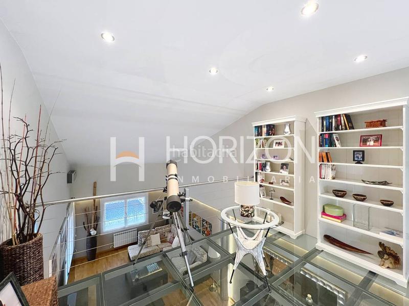 Foto 5eda8550-11c9-408d-8fa4-94df9aff951a. Casa espectacular casa con piscina y jardín ! en Corbera de Llobregat