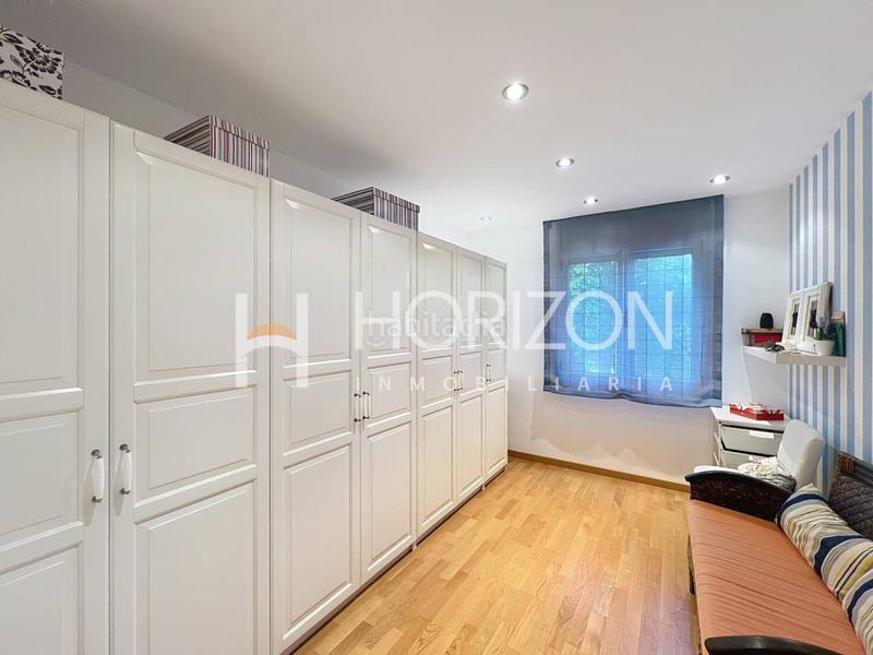 Foto cfe2a621-5114-4ba7-9b2d-93043b6a348e. Casa espectacular casa con piscina y jardín ! en Corbera de Llobregat