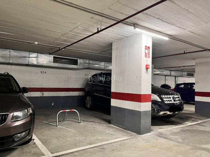 Foto 82b183f7-9ada-4e3d-9c34-7f4c2f50a025. Posto auto in Vall d´Hebron Barcelona